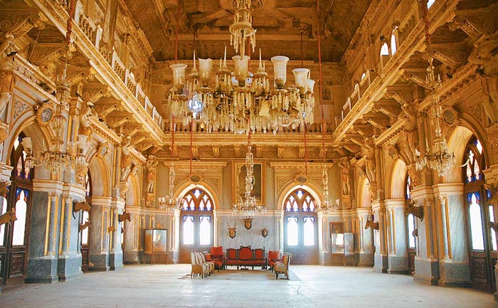 aina-mahal-bhuj