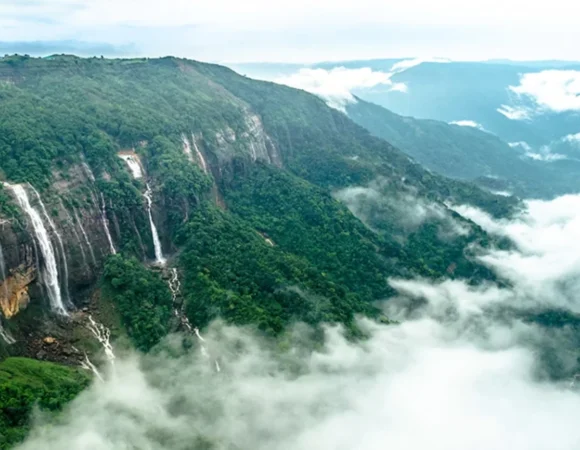 North East India Travel Guide 2026: Best Places, Culture & Hidden Gems